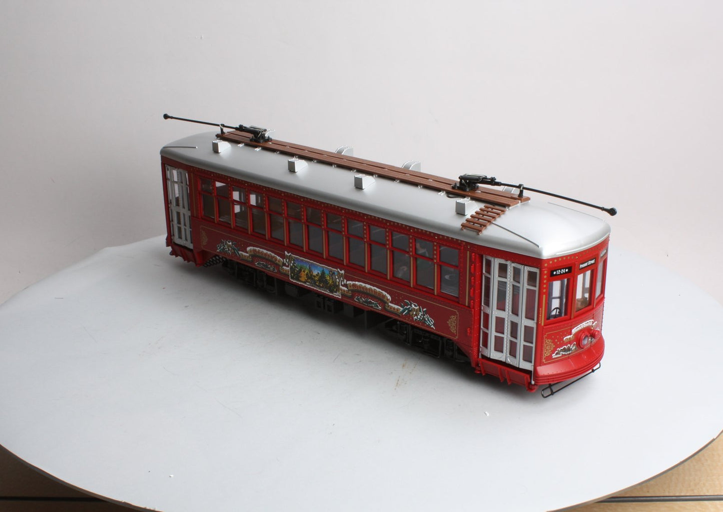 LGB 22382 G Scale Christmas Streetcar w/Sound - Metal Wheels