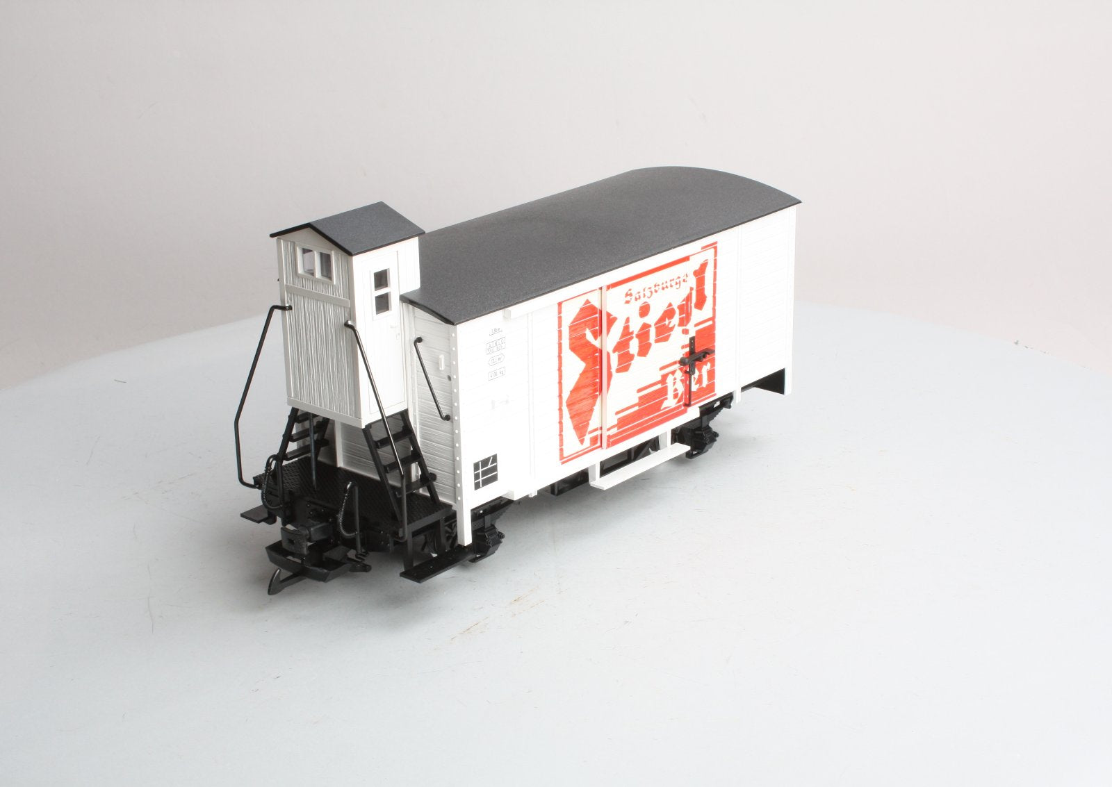 LGB 41263 Stiegl Beer Car (Metal Wheels) – Trainz