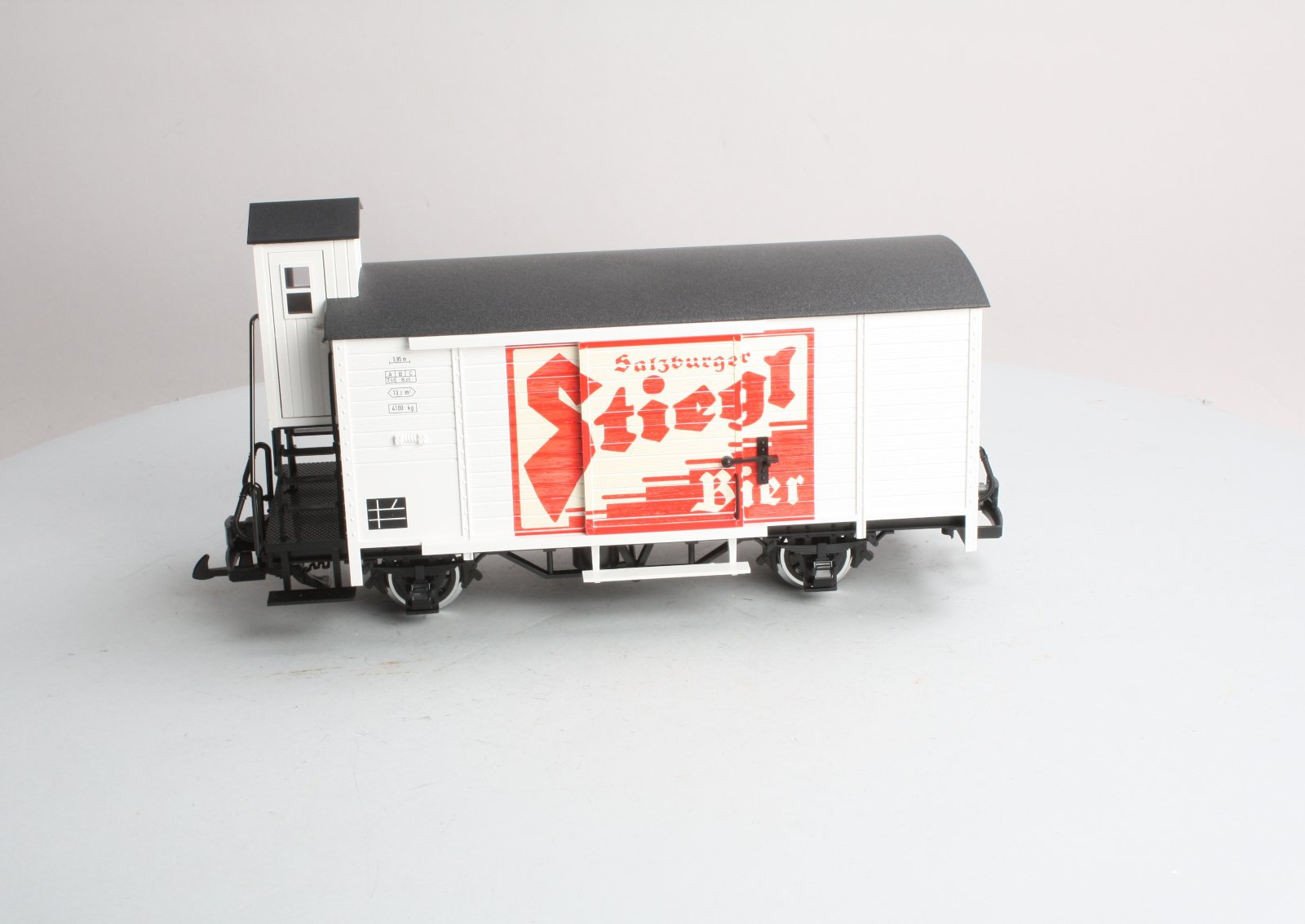 LGB 41263 Stiegl Beer Car (Metal Wheels) – Trainz