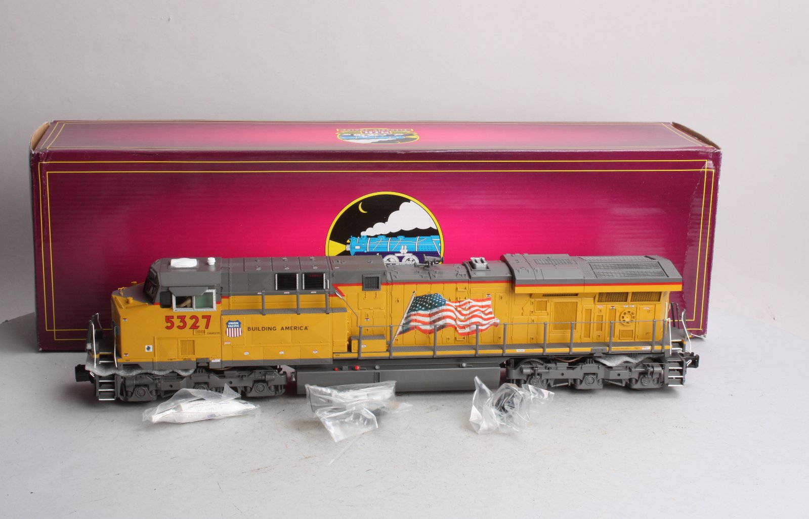 MTH 20-2826-1 O Union Pacific ES44AC Diesel Engine w/PS 2.0 #5327