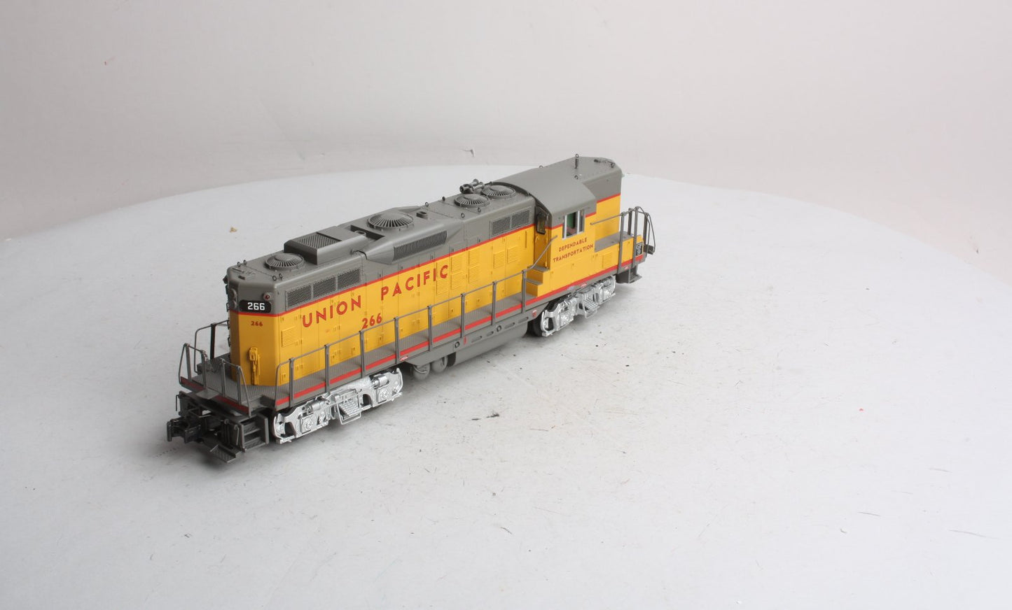 MTH 20-2898-3 Union Pacific GP-9 Non-Powered Diesel Engine #266