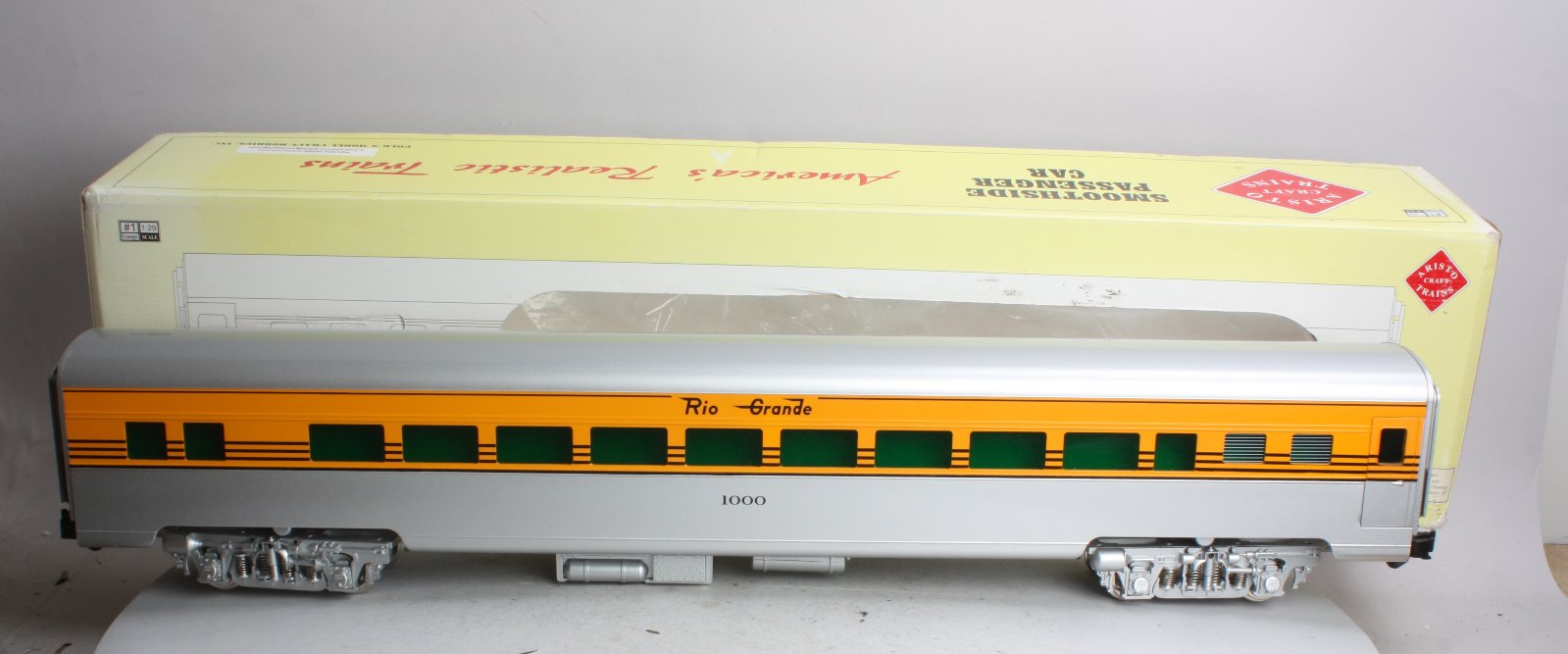 Aristo-Craft 33302 G Denver & Rio Grande Coach Car