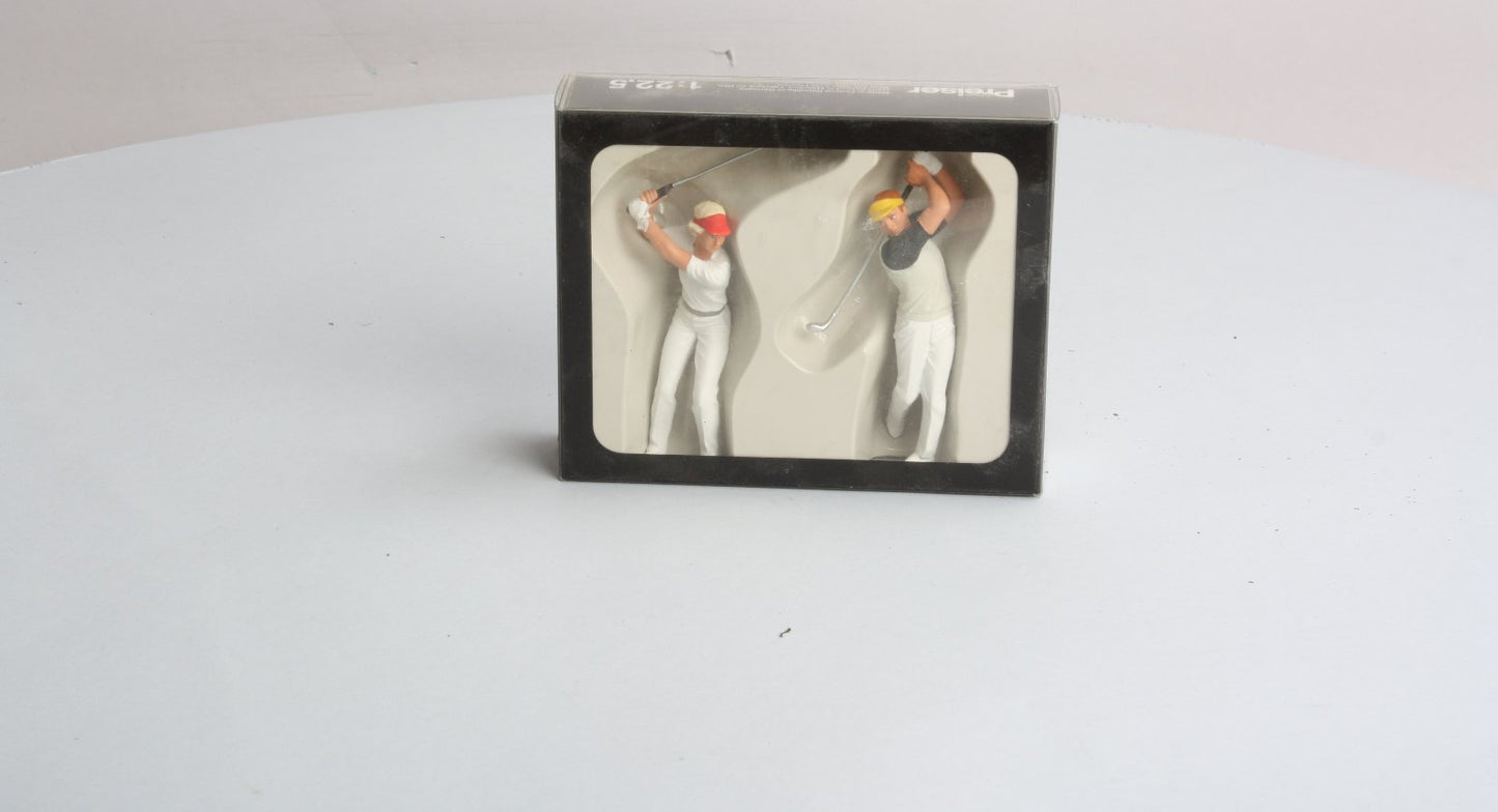 Preiser 45040 G Golfers Playing Figures (Set of 2)