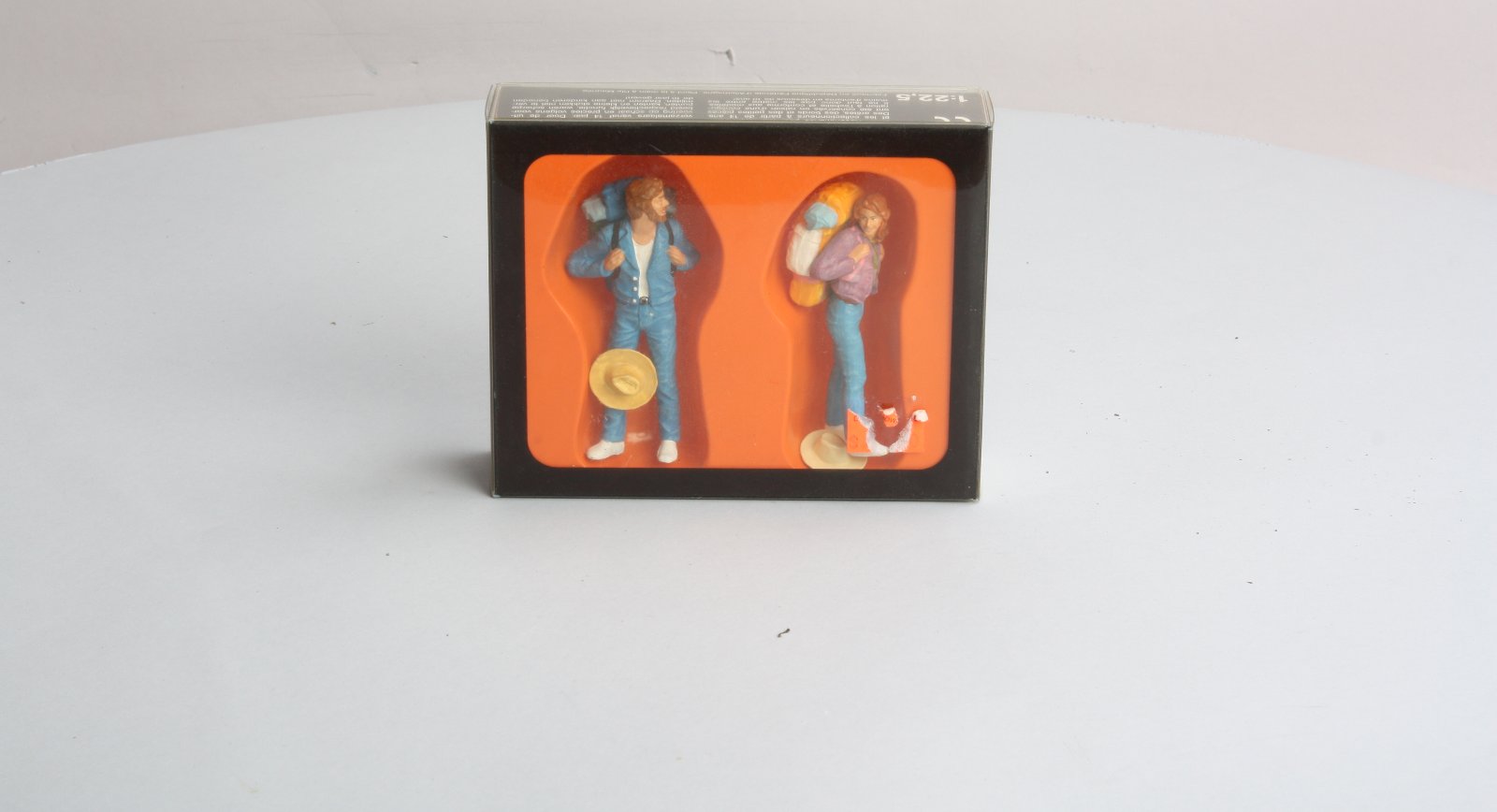 Preiser 45029 G Young Travelers Figures (Set of 2)