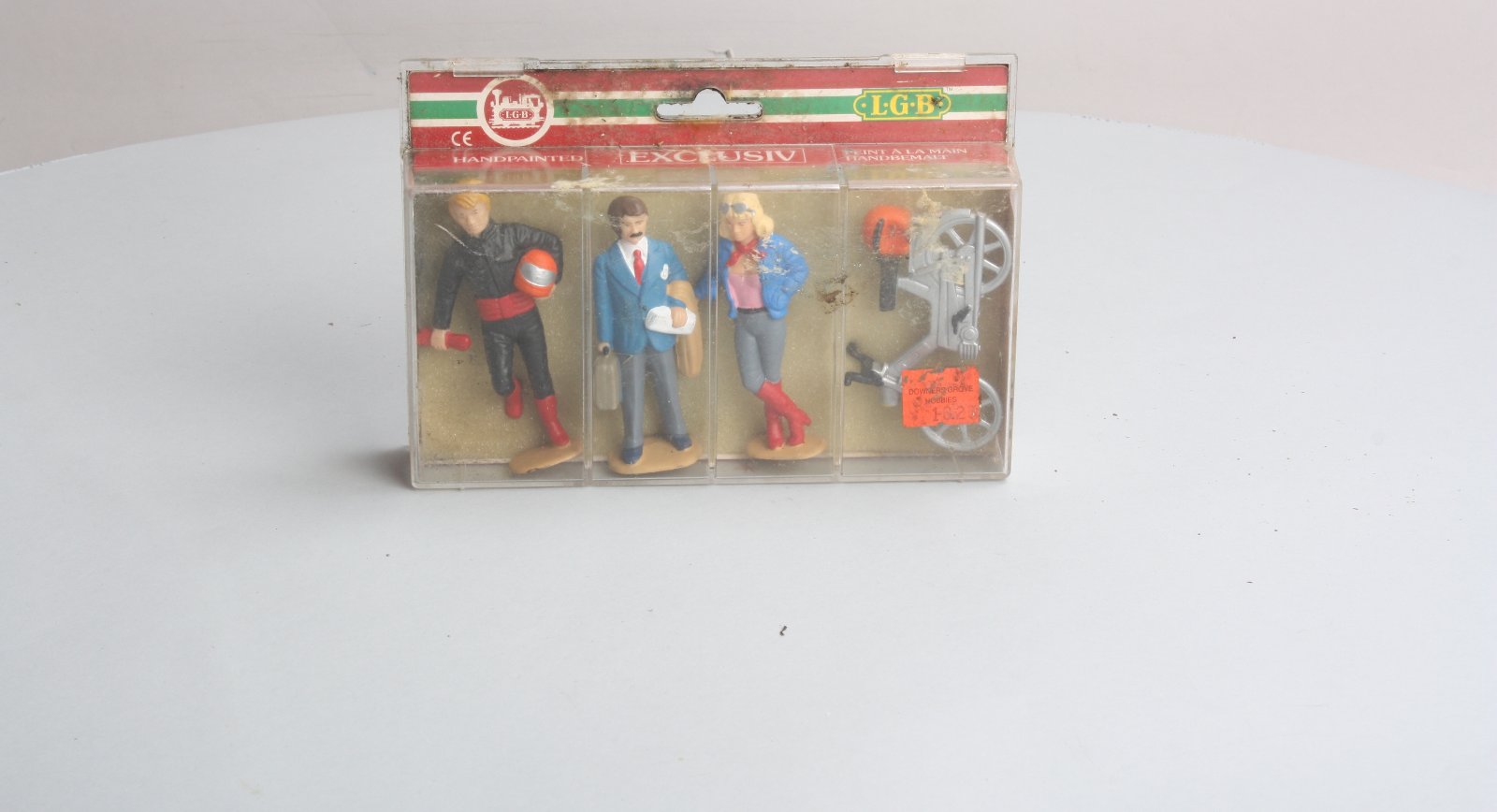 LGB 5148 G Scale Bicycle & Travelling Figures
