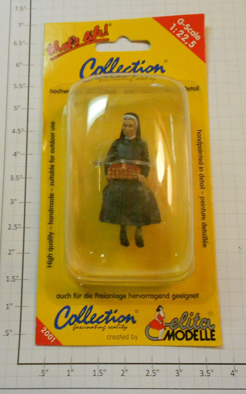 Elita Modelle 10114 Nun with basket and black suit
