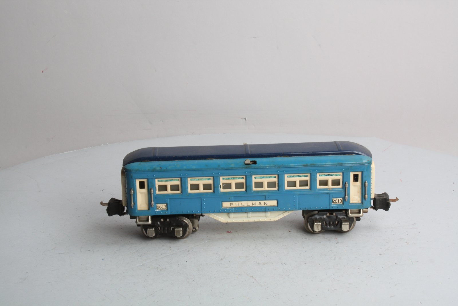 Lionel 2613 Vintage O Prewar Blue Comet Two-Tone Blue Tinplate Pullman Car