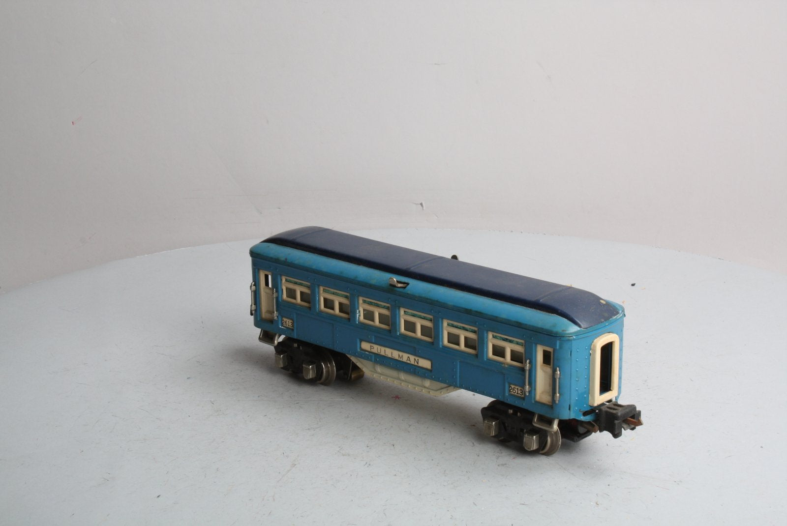 Lionel 2613 Vintage O Prewar Blue Comet Two-Tone Blue Tinplate Pullman Car