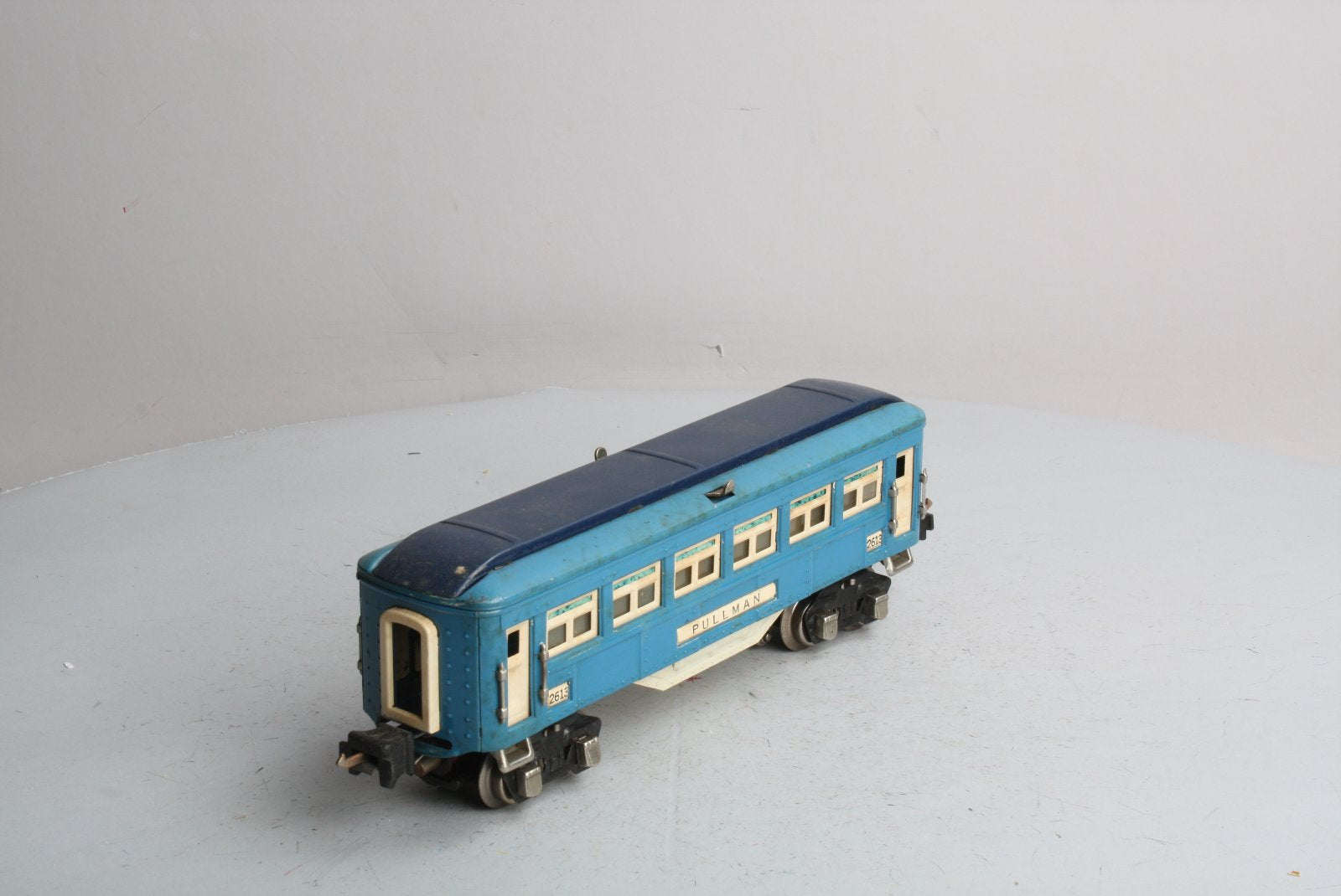 Lionel 2613 Vintage O Prewar Blue Comet Two-Tone Blue Tinplate Pullman Car