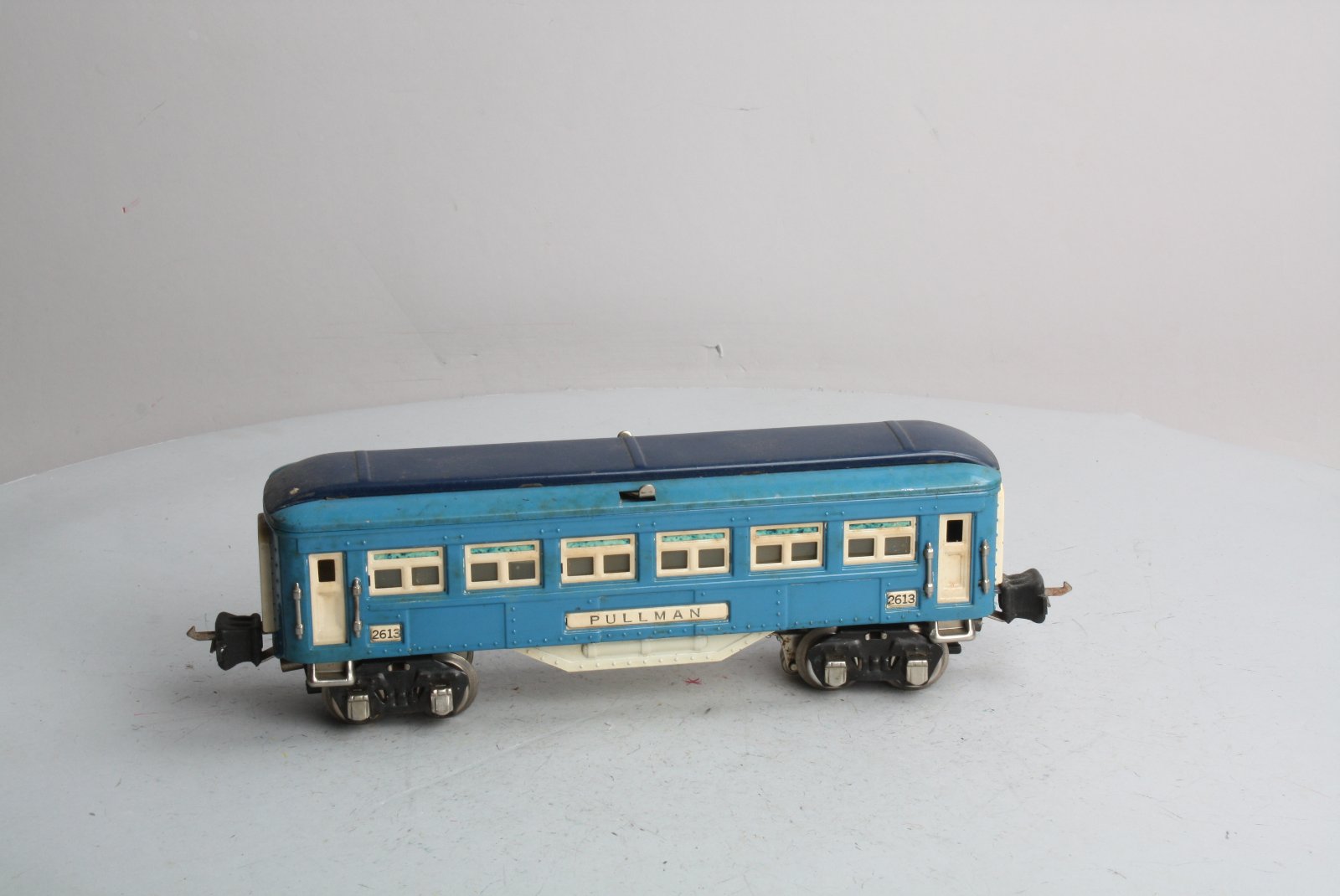 Lionel 2613 Vintage O Prewar Blue Comet Two-Tone Blue Tinplate Pullman Car