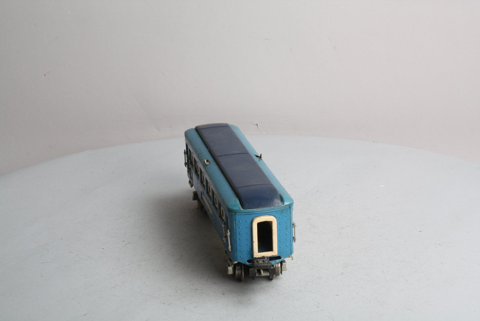 Lionel 2613 Vintage O Prewar Blue Comet Two-Tone Blue Tinplate Pullman Car