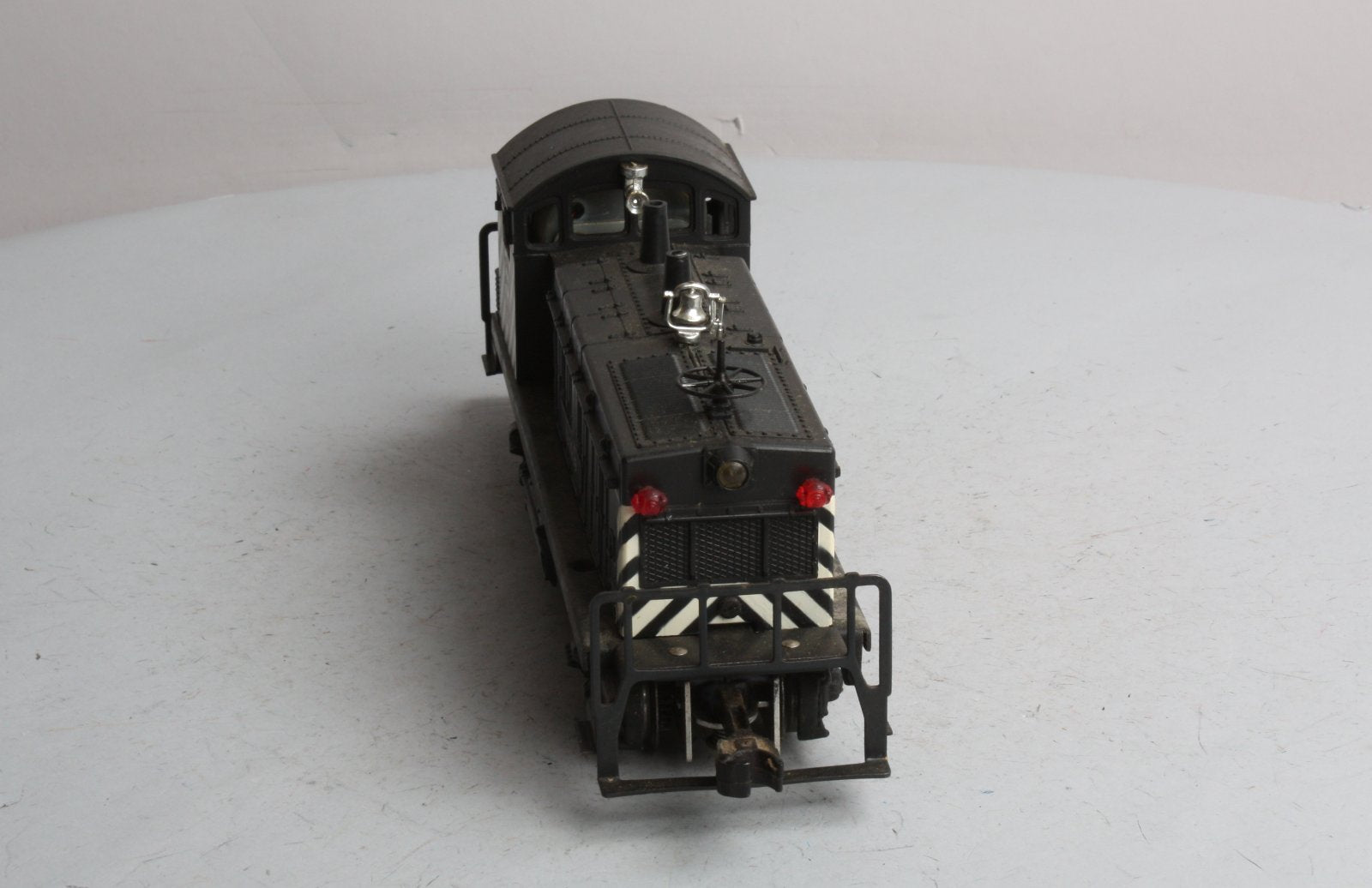 Lionel 617 Vintage O Santa Fe ATSF Diesel Switcher with Zebra