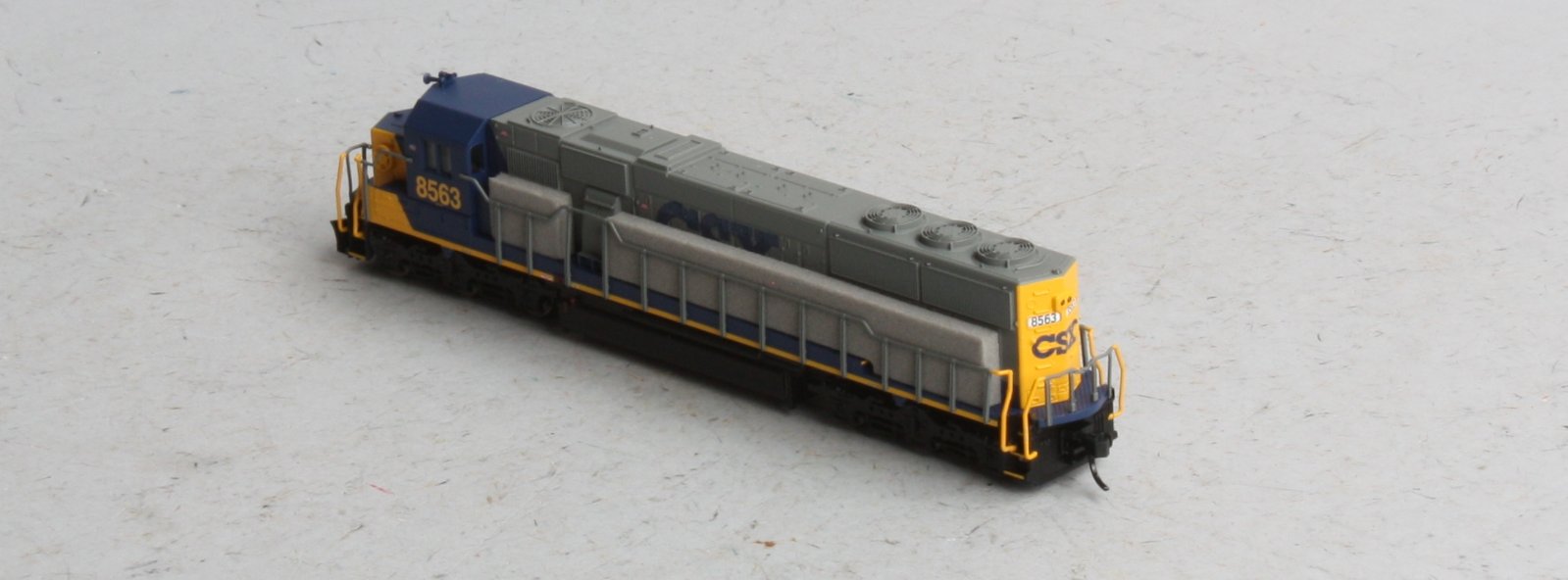 Atlas 49327 N Scale CSX SD50 #8563