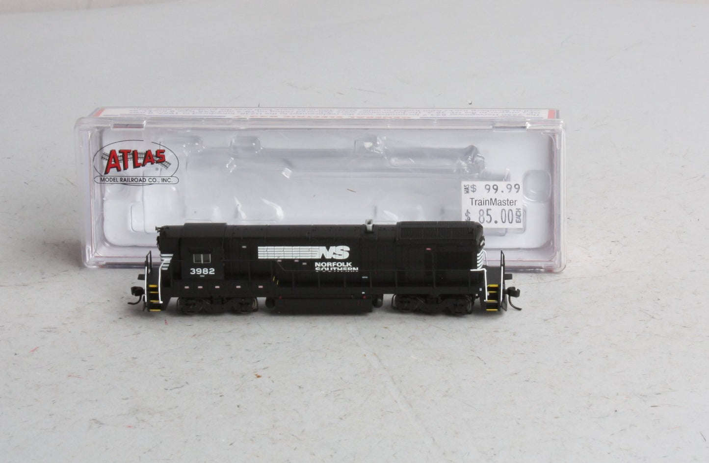 Atlas 49718 N Scale Norfolk Southern B23-7 Diesel Locomotive