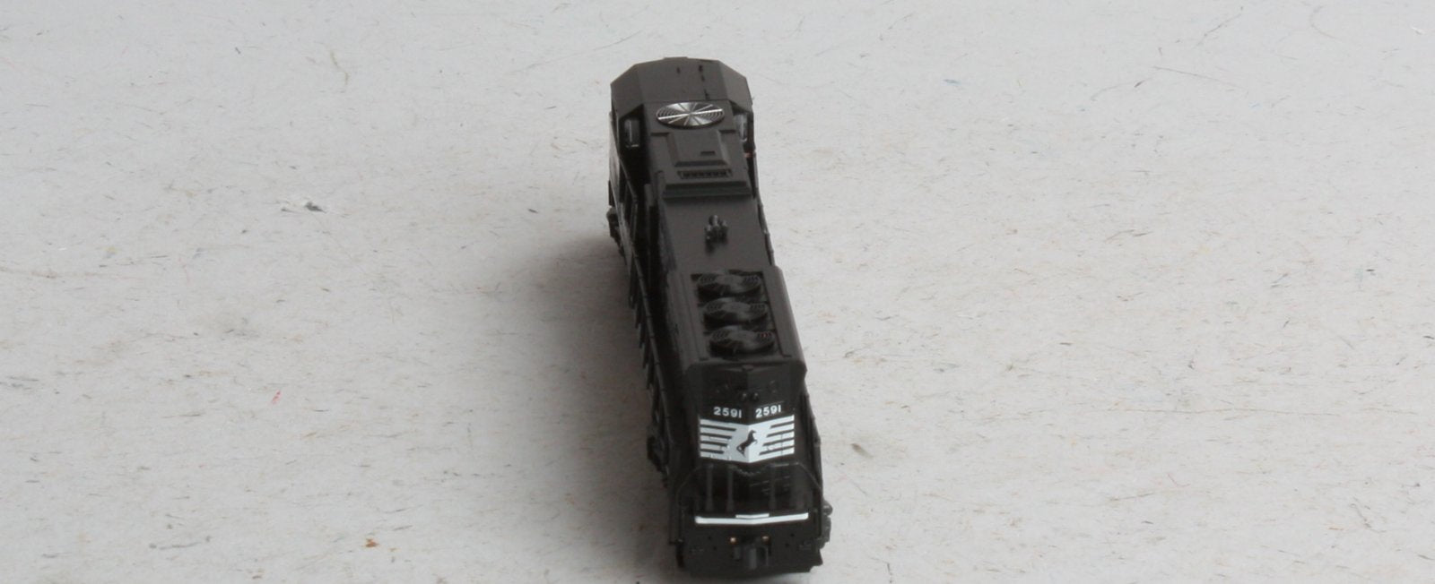 Kato 176-7501 N Scale NS SD70M #2591 Black w/White Face
