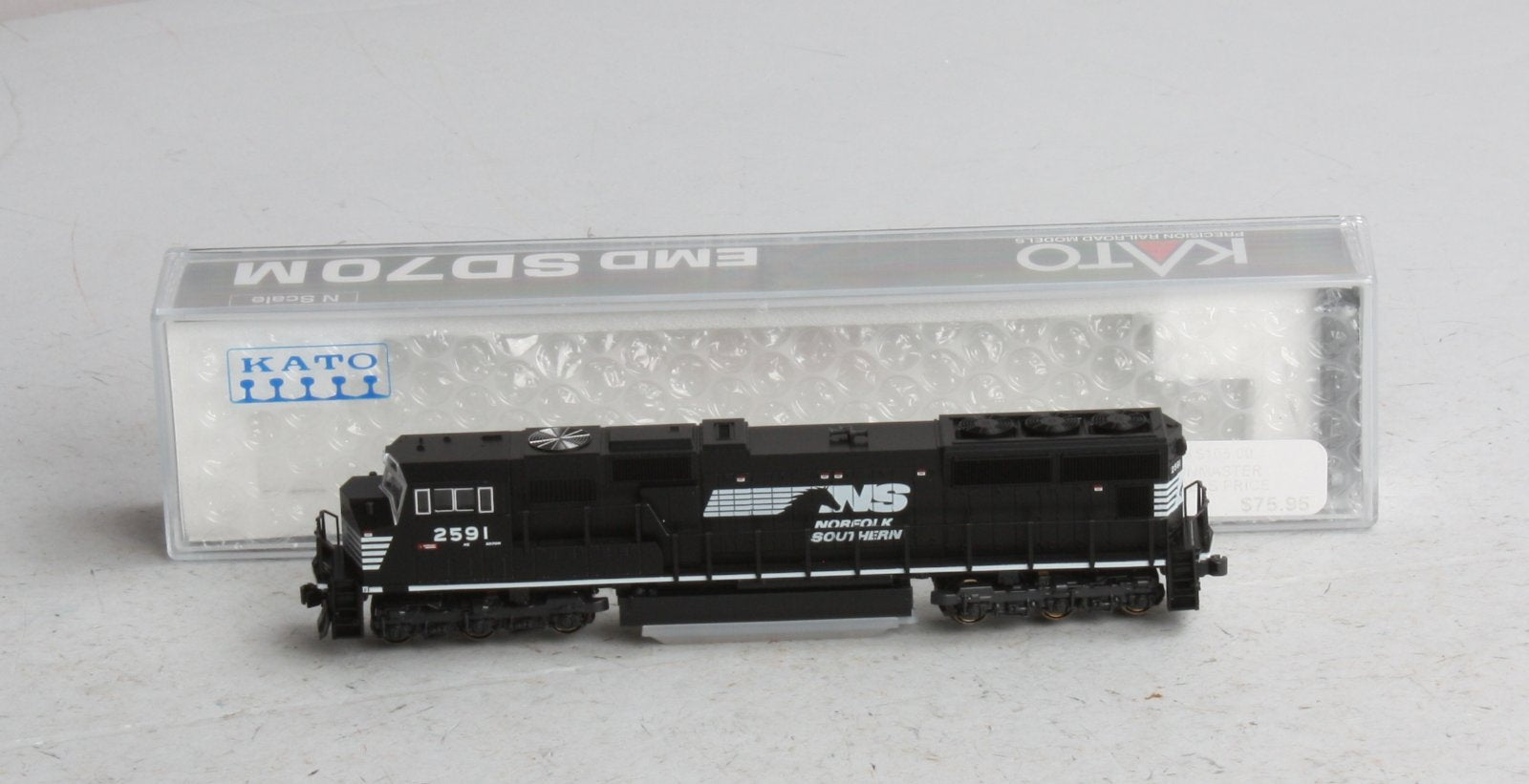 Kato 176-7501 N Scale NS SD70M #2591 Black w/White Face