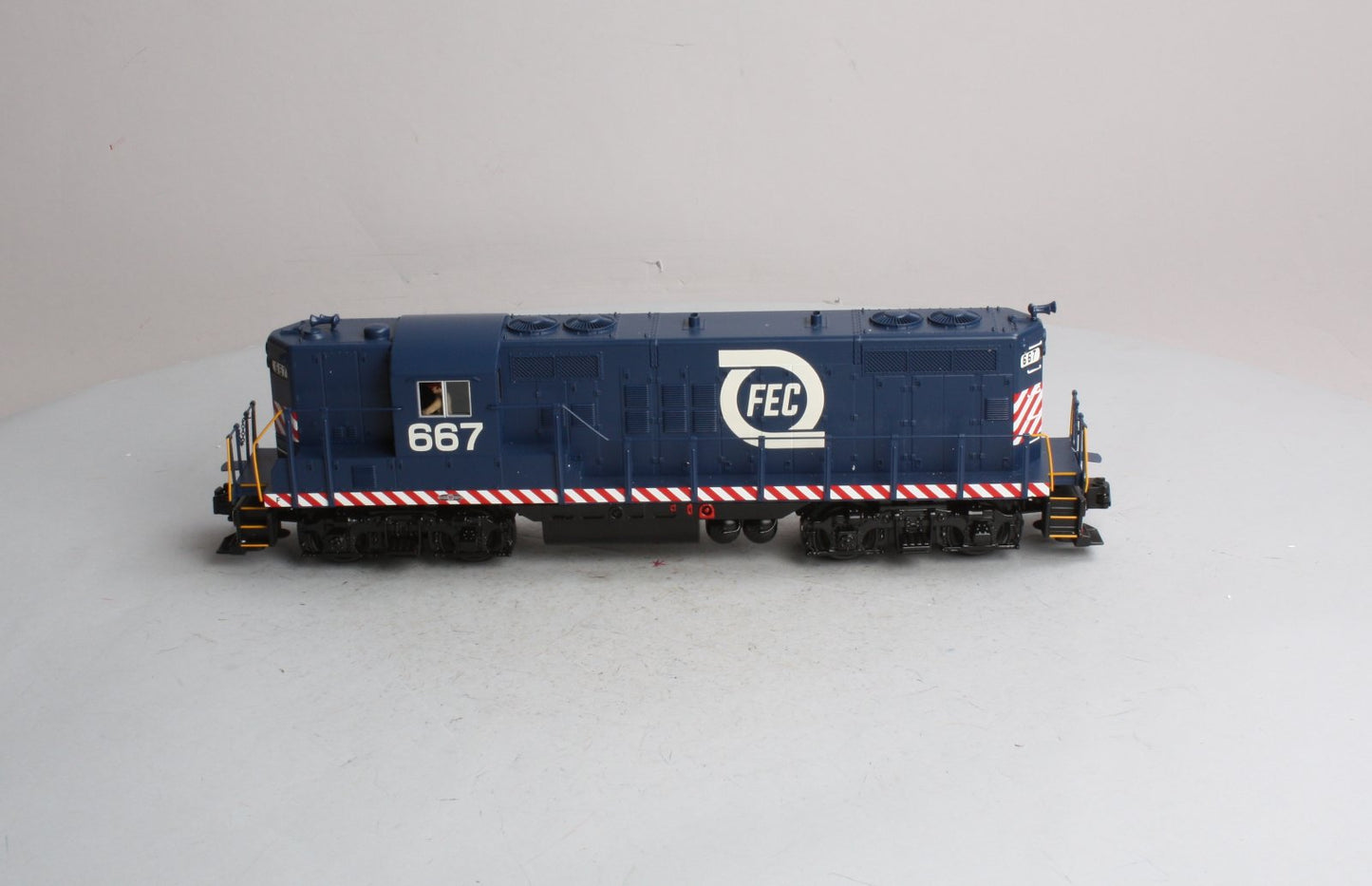 MTH 30-2809-3 Florida East Coast GP-9 Non-Powered Diesel Engine #667