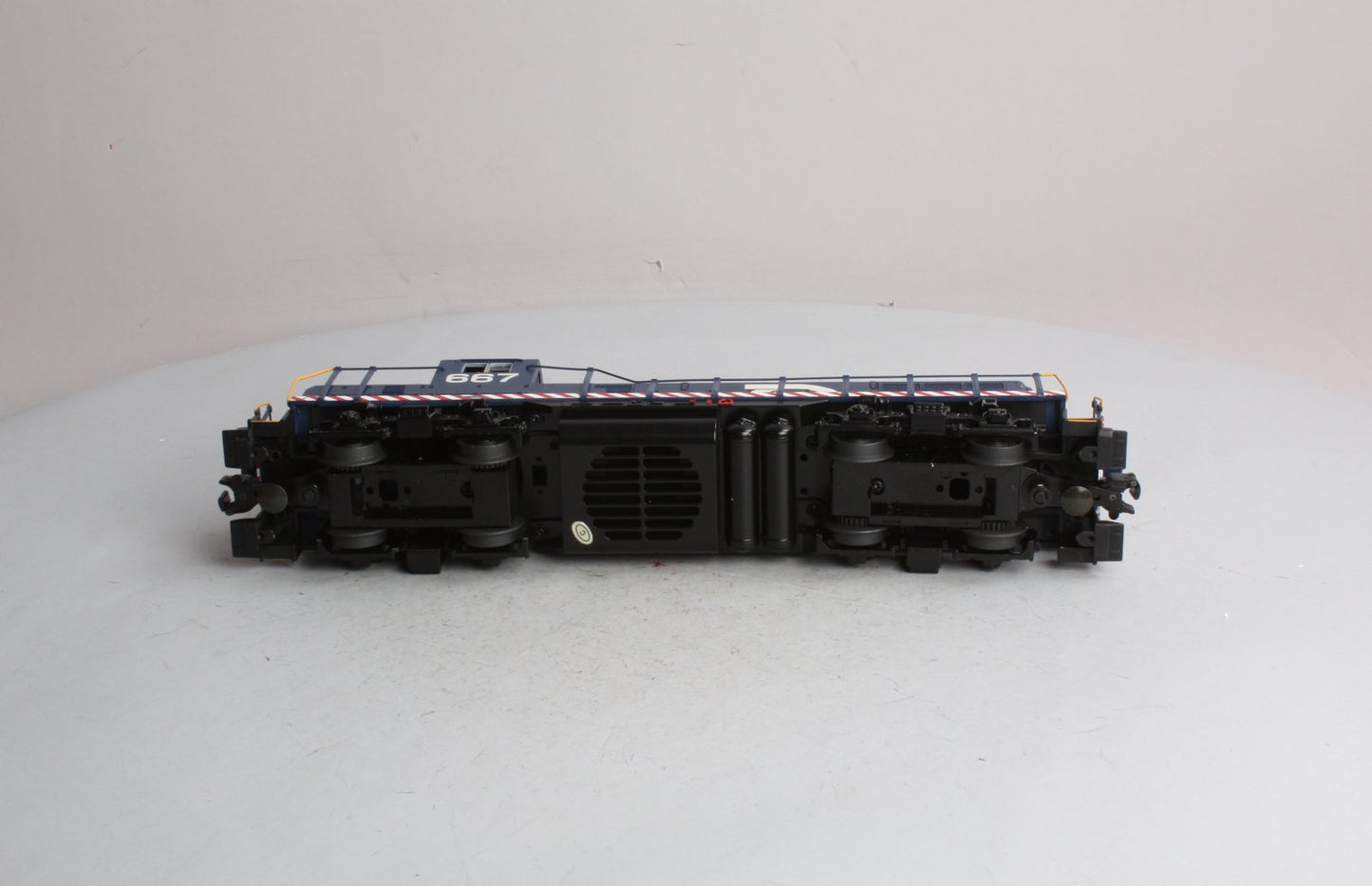 MTH 30-2809-3 Florida East Coast GP-9 Non-Powered Diesel Engine #667