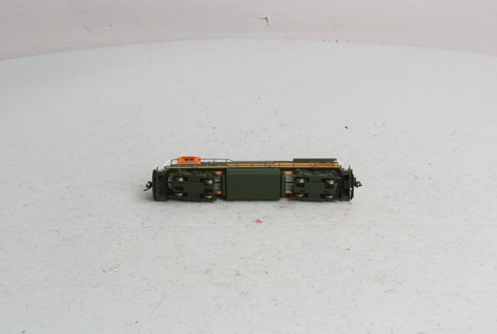 Atlas 49710 N BNSF B23-7 Diesel Locomotive Standard DC #4265