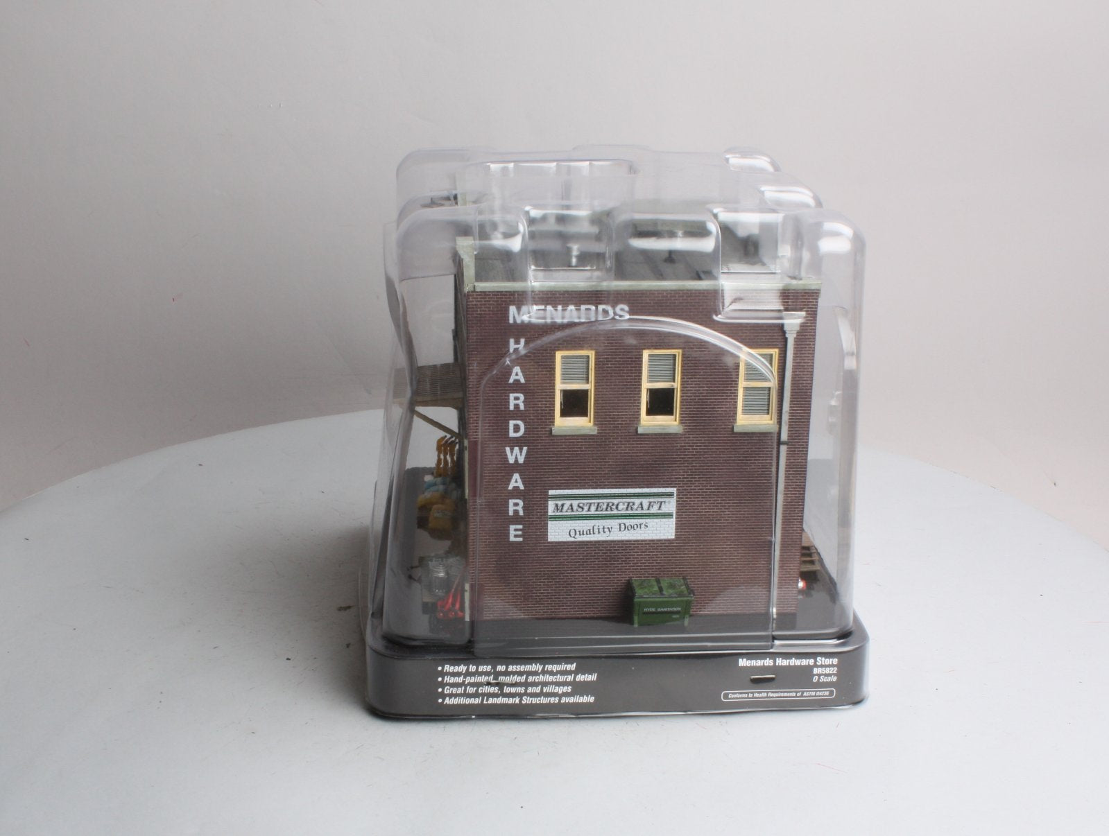 Woodland Scenics BR5822 O Built-&-Ready Menards Hardware Store Building