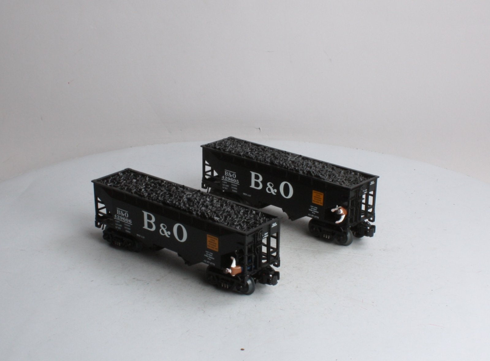 RMT 962232 O Gauge Baltimore & Ohio 2-Bay Coal Hopper Set