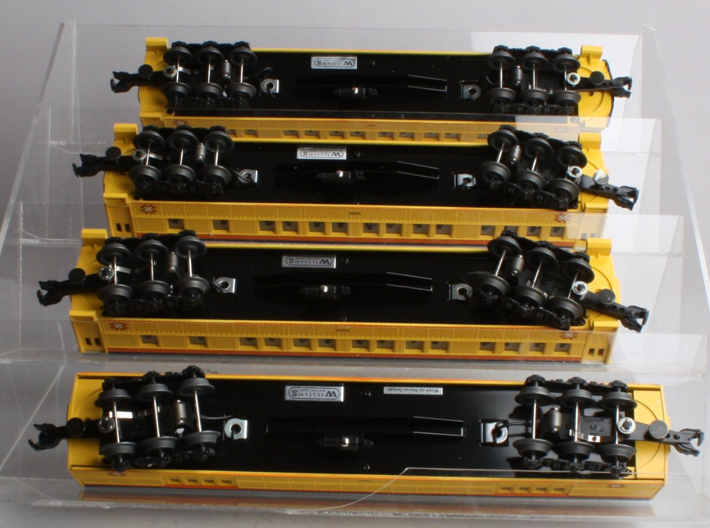 Williams 43453 Chessie 60 Ft. Madison Passenger Car Car (Pack of 4)