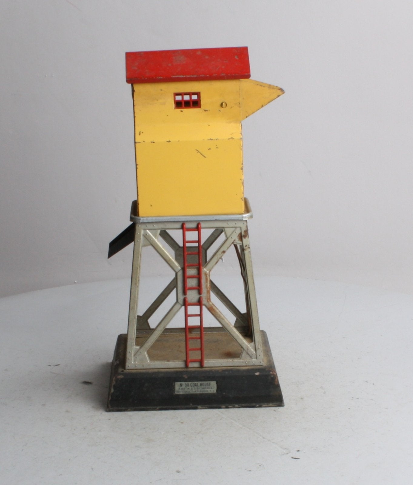 Lionel 98 Vintage O Prewar Operating Coal House