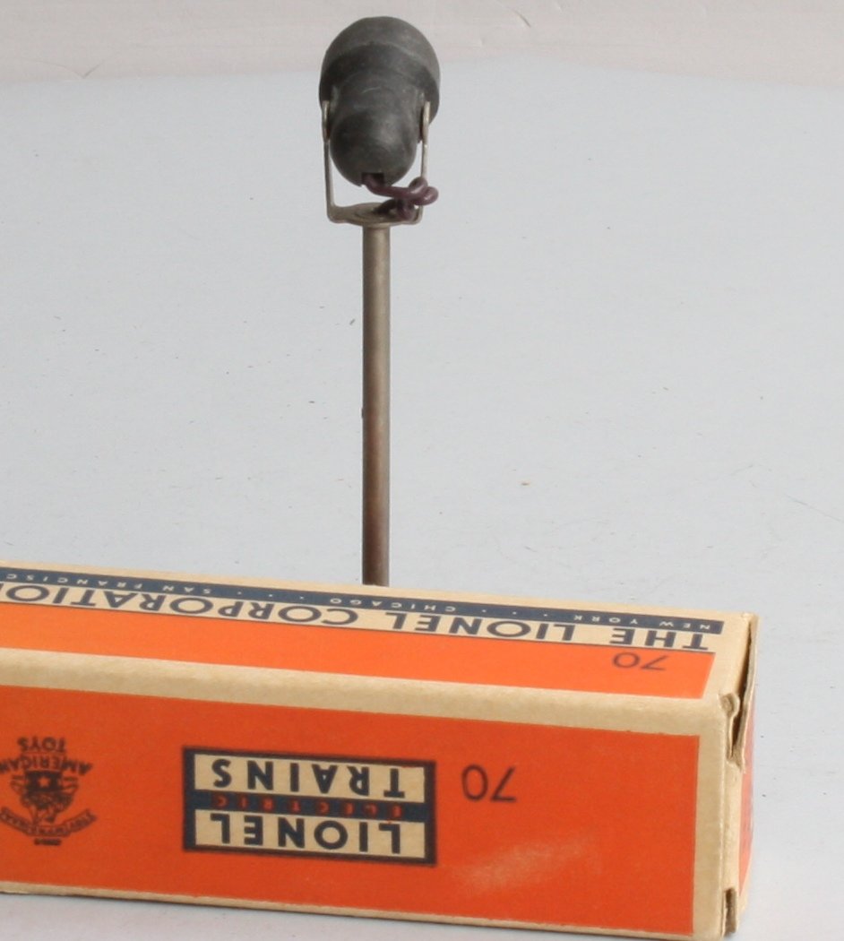 Lionel 70 Vintage O Yard Light