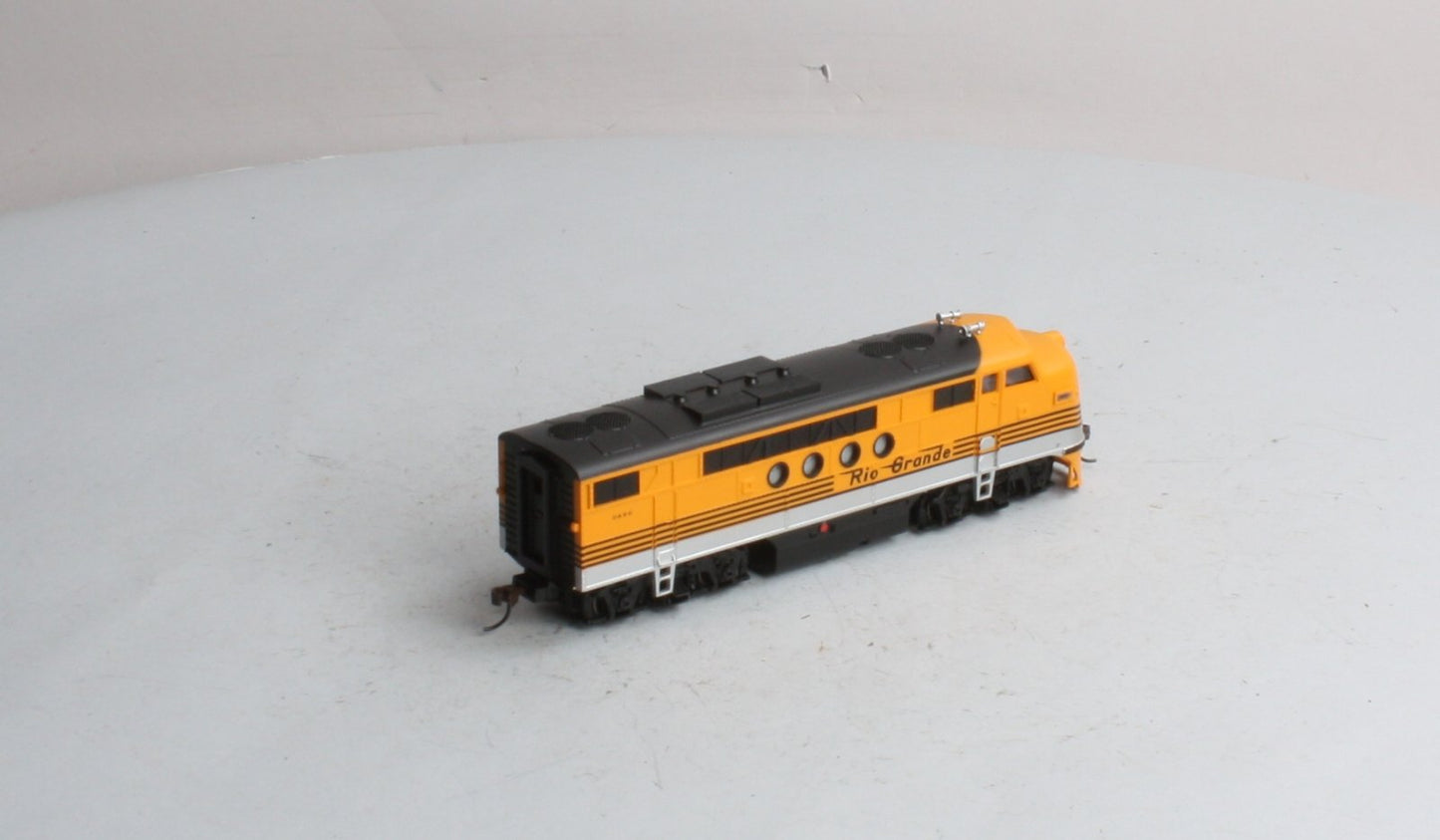 Bachmann 11703 HO Denver & Rio Grande Western EMD FT-A Unit Diesel Locomotive