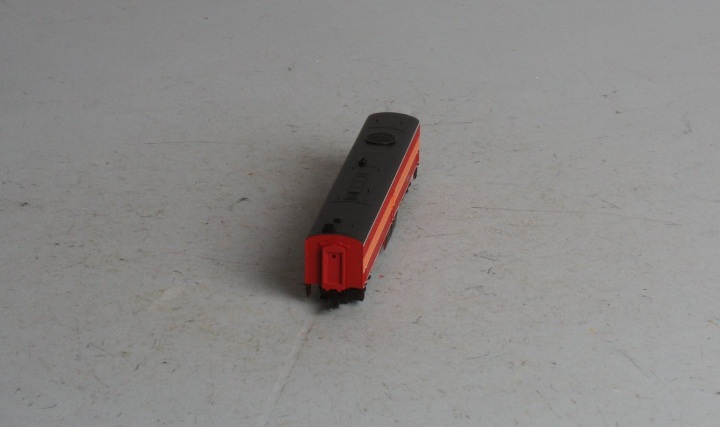 Life Like 7065 N Southern Pacific Alco PB-Unit Non-Powered Diesel #5910