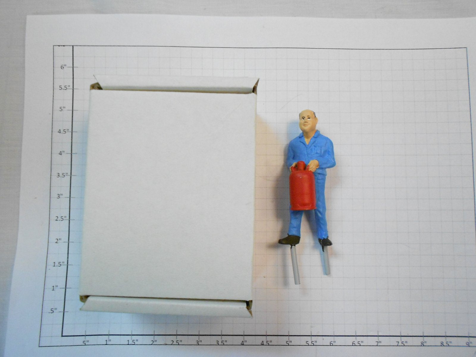 Taura Figures 13.21 White Metal Ahnarbeiter m. Gas Bottle Figure