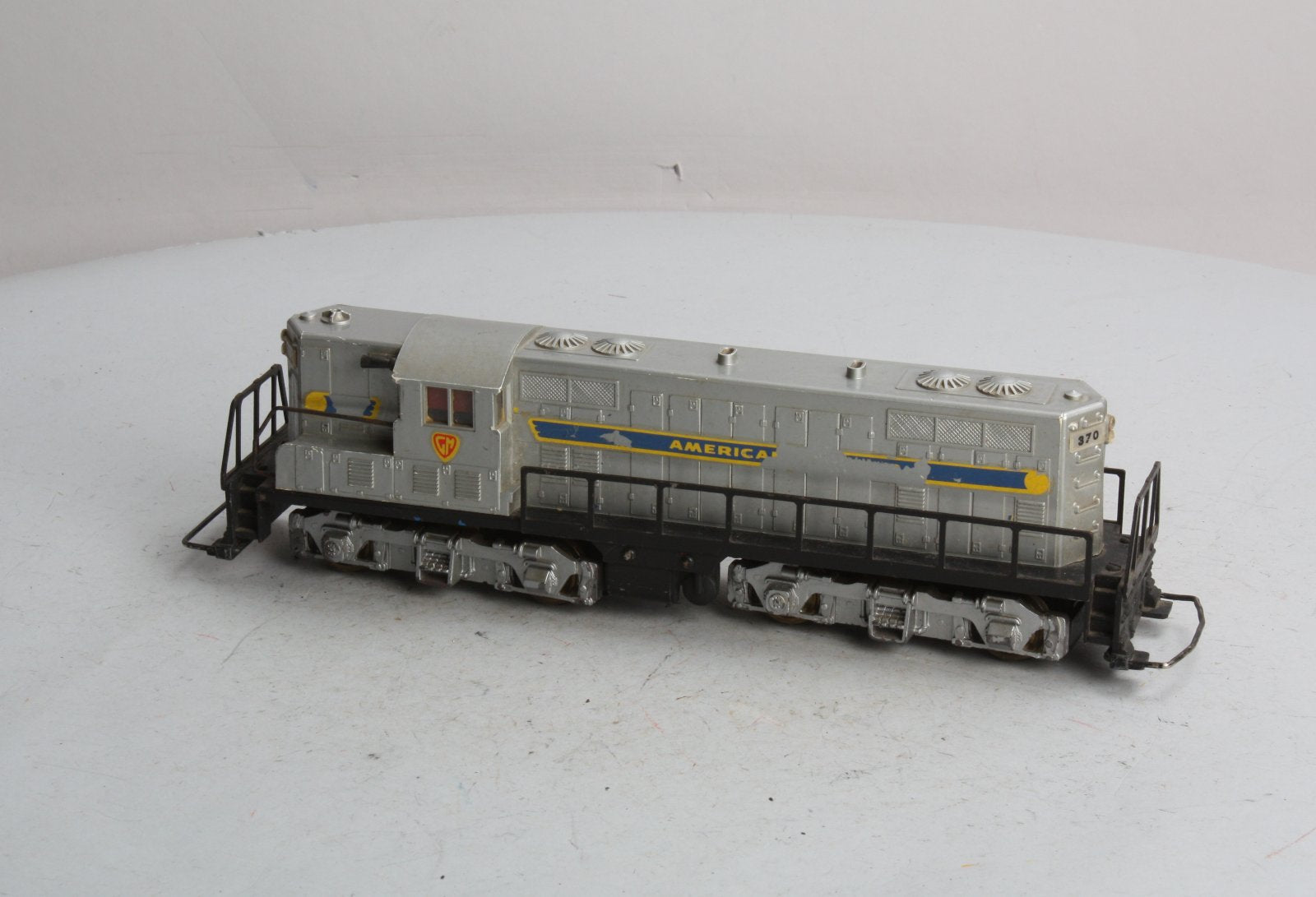 American Flyer 370 Vintage S American Flyer GM GP7 Powered Diesel Locomotive