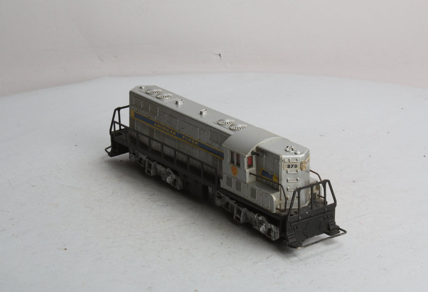 American Flyer 370 Vintage S American Flyer GM GP7 Powered Diesel Locomotive