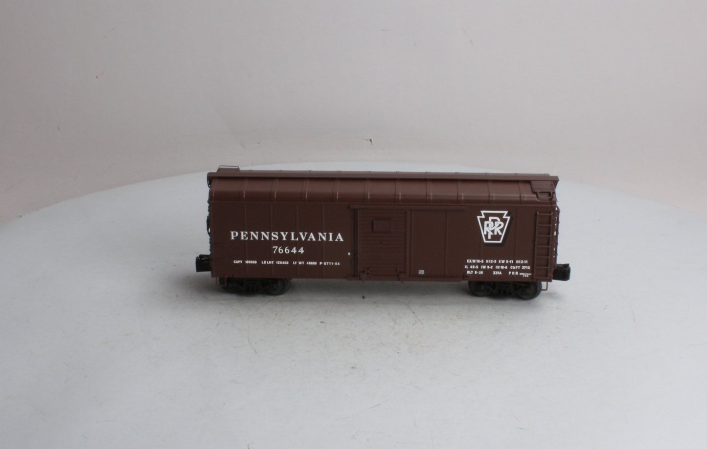 Lionel 6-17734 Pennsylvania Round Roof Boxcar #76644