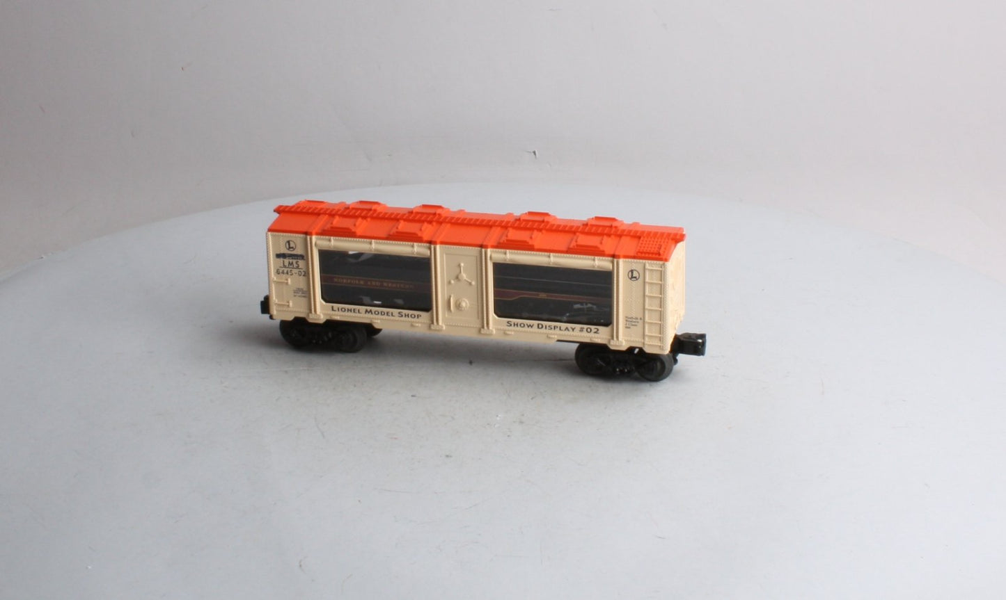 Lionel 6-19675 Lionel Model Shop Display Car with N&W J Class 600 Loco