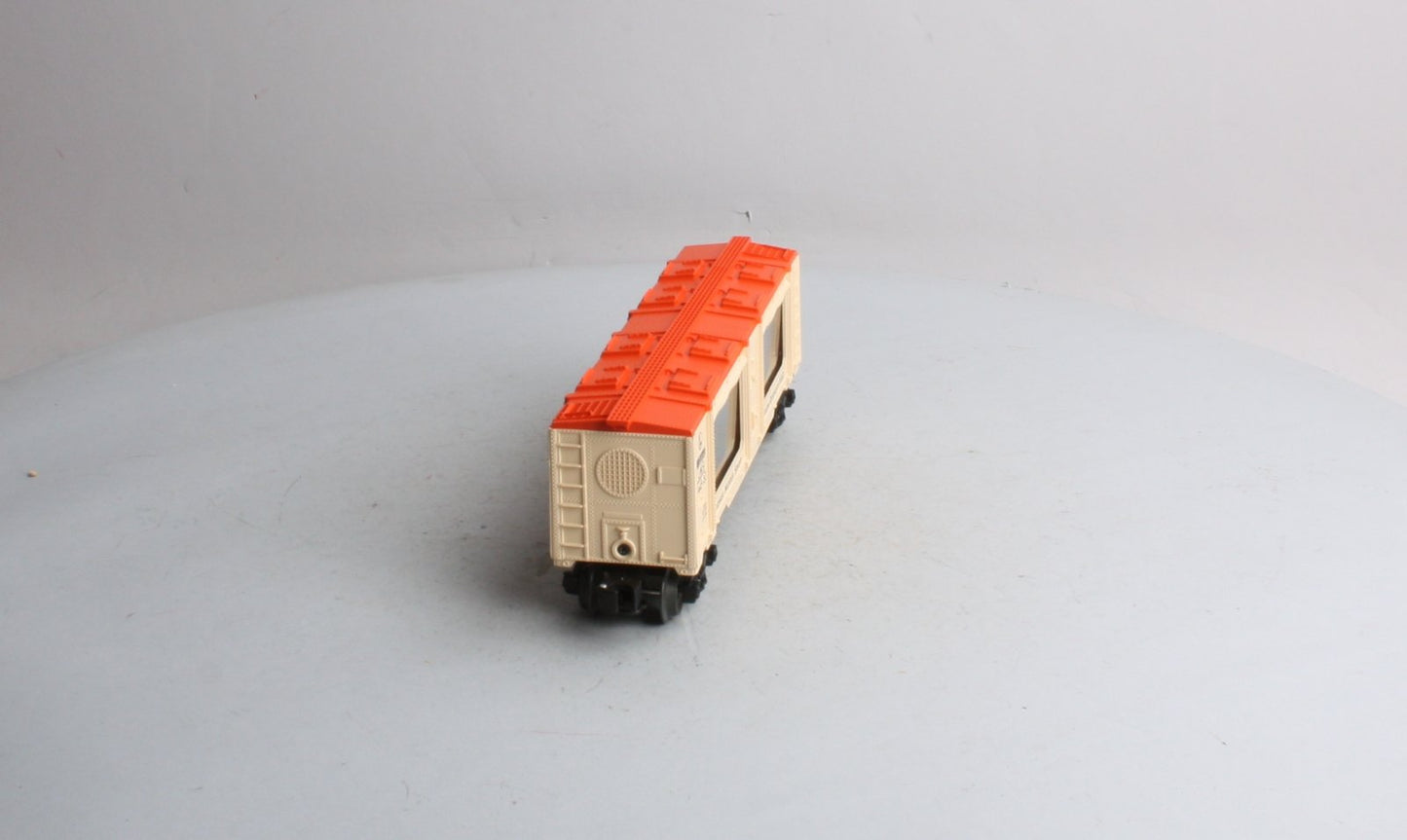 Lionel 6-19675 Lionel Model Shop Display Car with N&W J Class 600 Loco