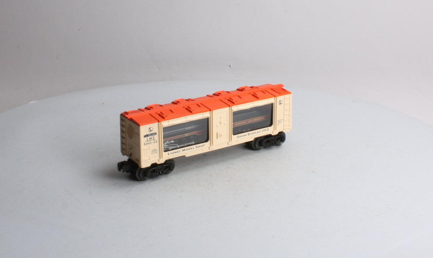 Lionel 6-19675 Lionel Model Shop Display Car with N&W J Class 600 Loco