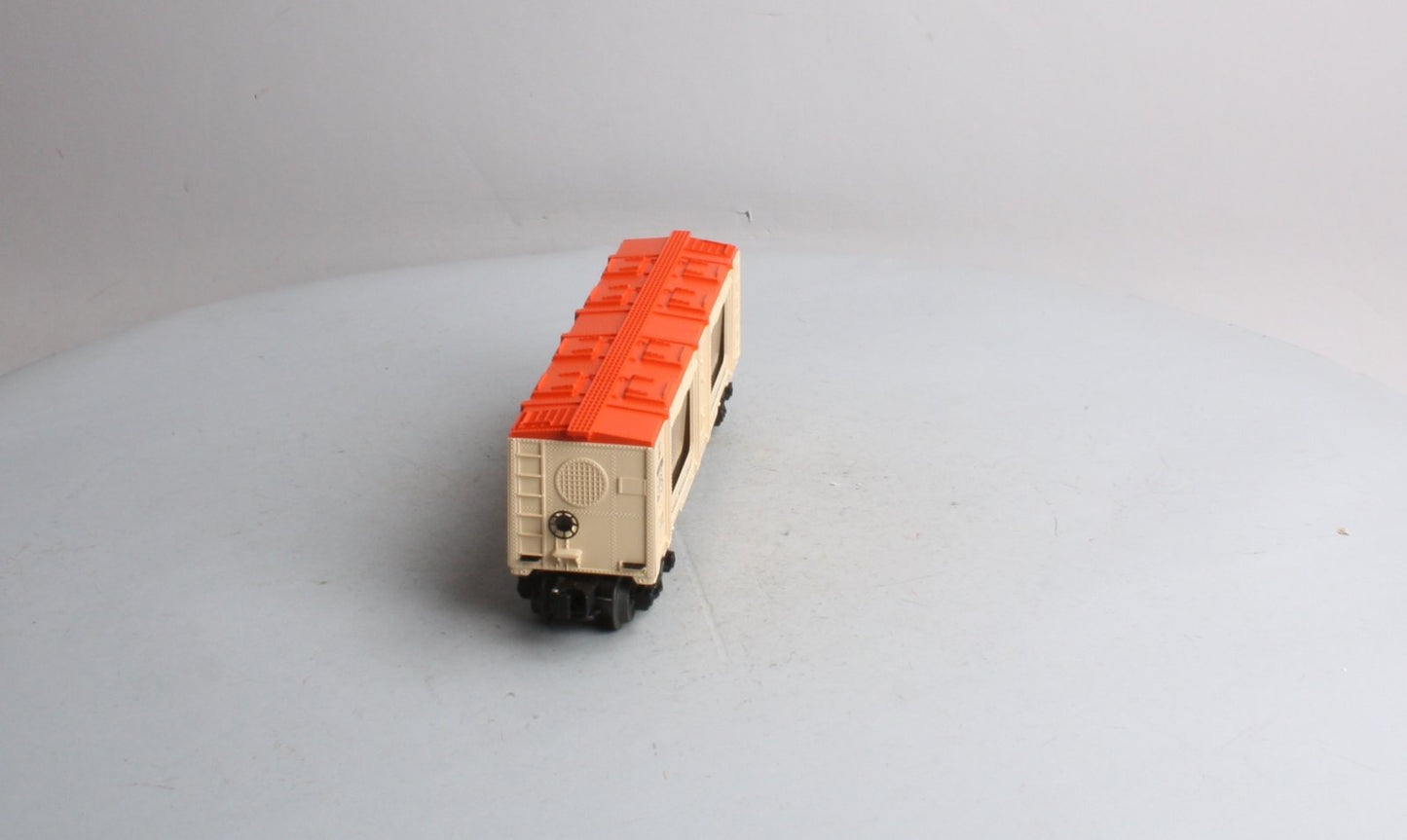Lionel 6-19675 Lionel Model Shop Display Car with N&W J Class 600 Loco