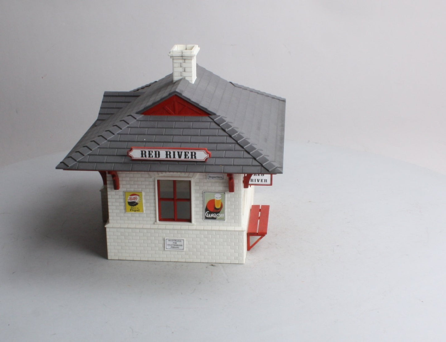 Piko 62228 G Scale Bahnhof Red River Station Kit
