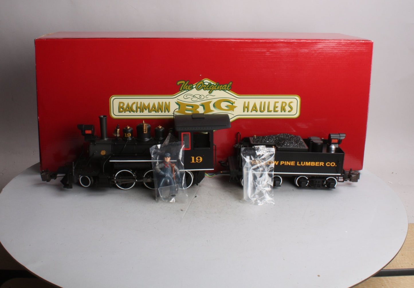 Bachmann 91556 G Yellow Pine Lumber 2-6-0 Steam Loco. & Tender