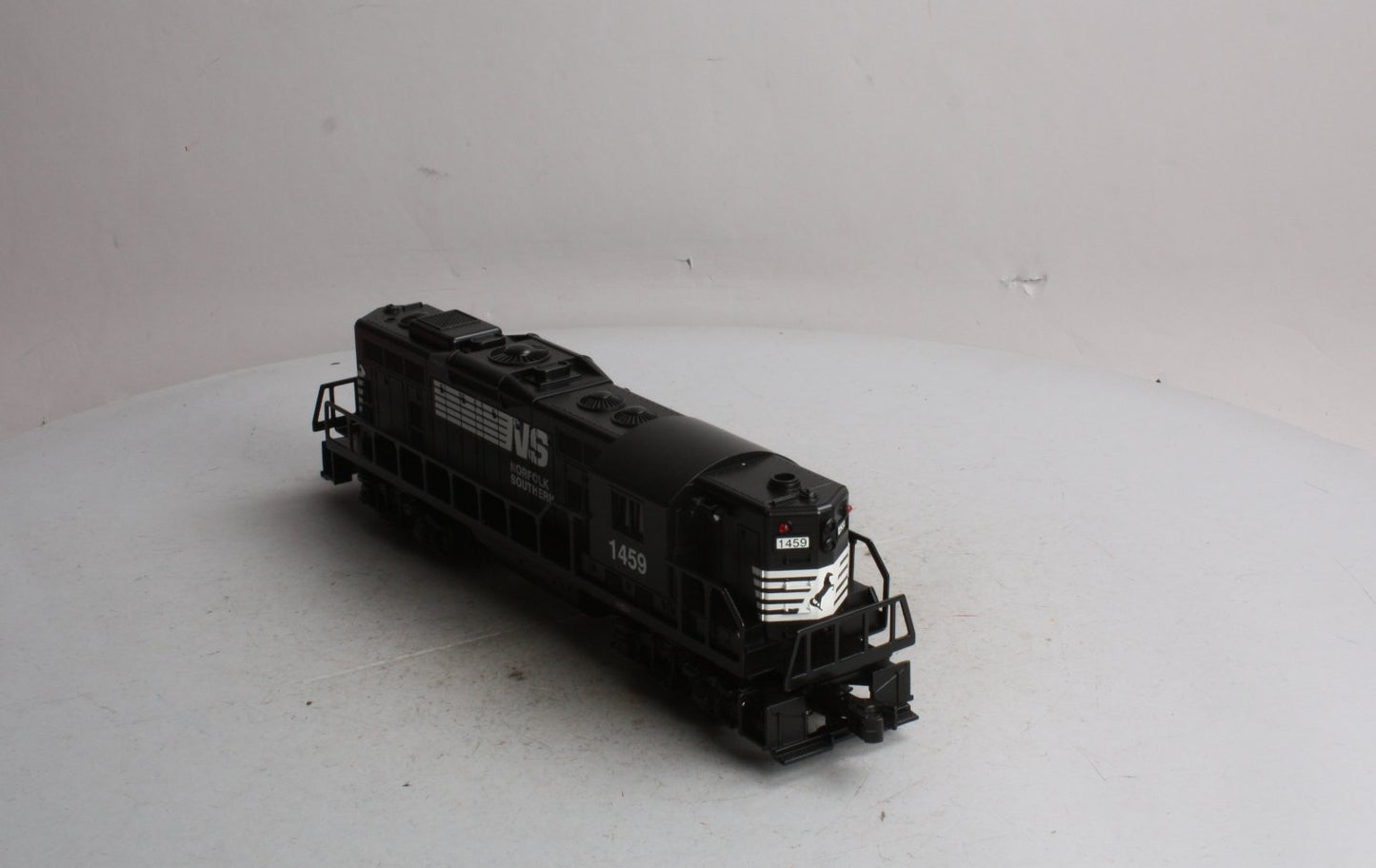 Williams 21415 Norfolk Southern GP9 Powered Diesel Locomotive