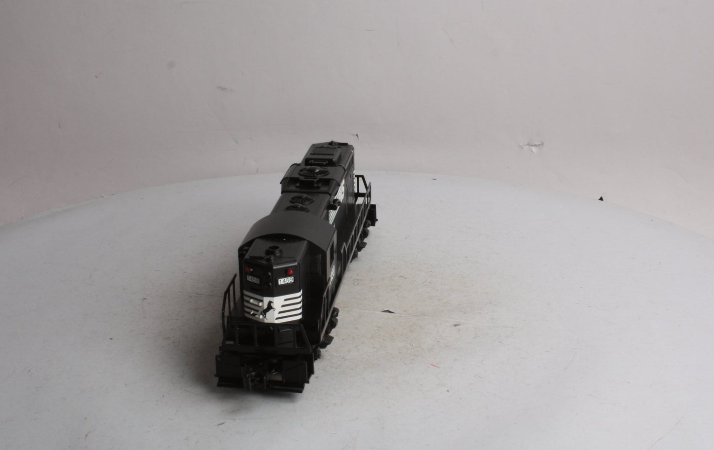 Williams 21415 Norfolk Southern GP9 Powered Diesel Locomotive