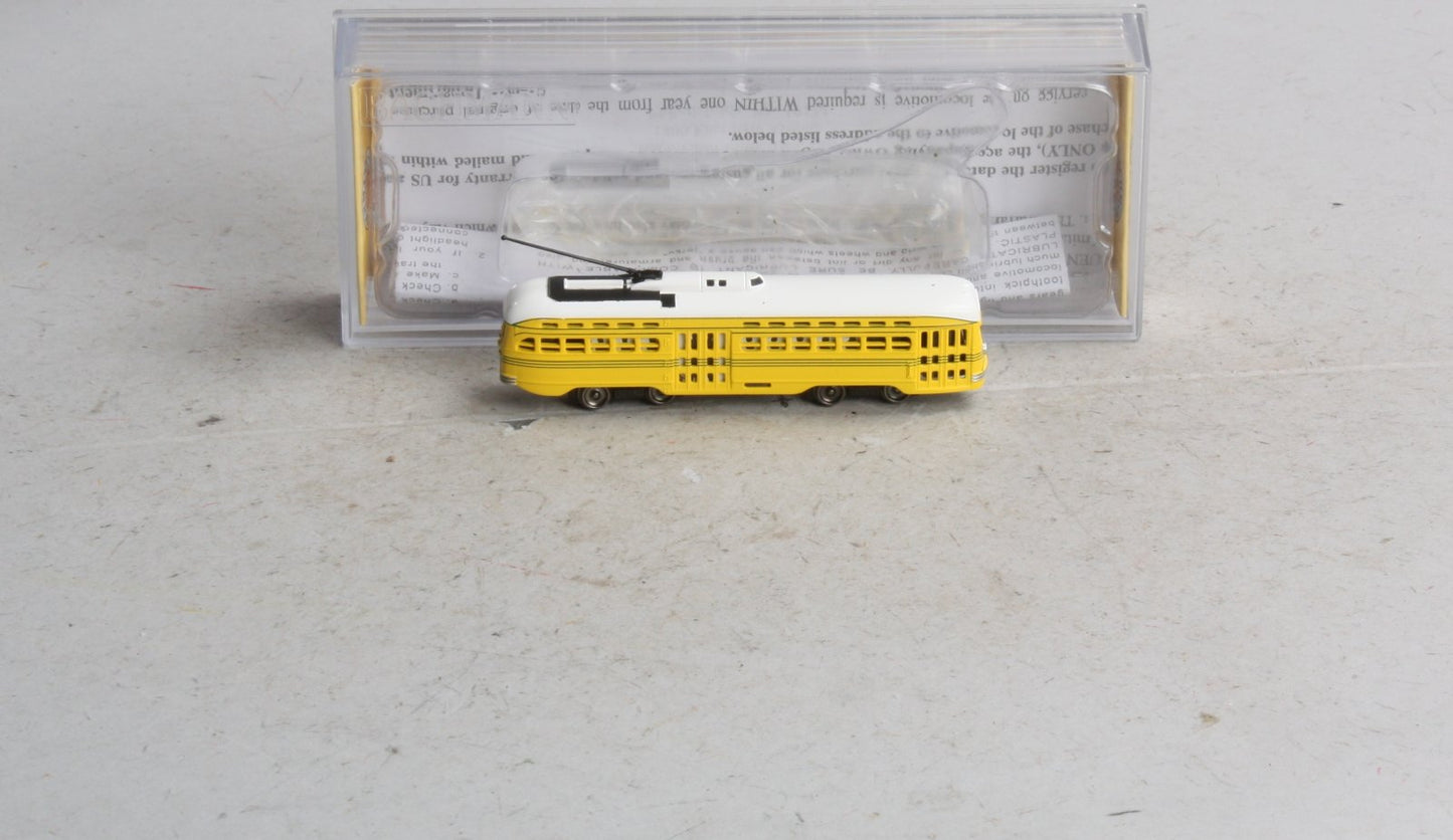 Bachmann 62991 N Scale Cincinnati PCC Trolley