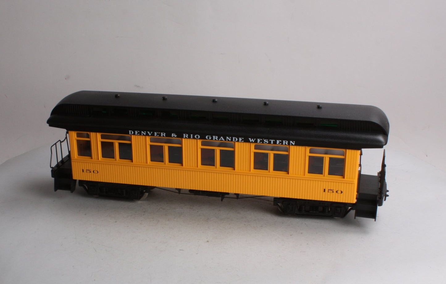 Hartland 06217 G Scale Denver & Rio Grande Western Long Passenger Coach