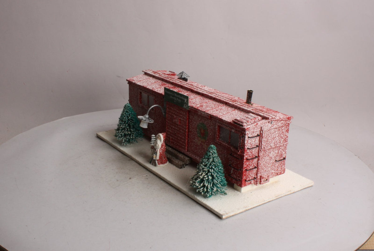 USA Trains 1940C G Christmas Santa's Workshop North Pole with Smoke