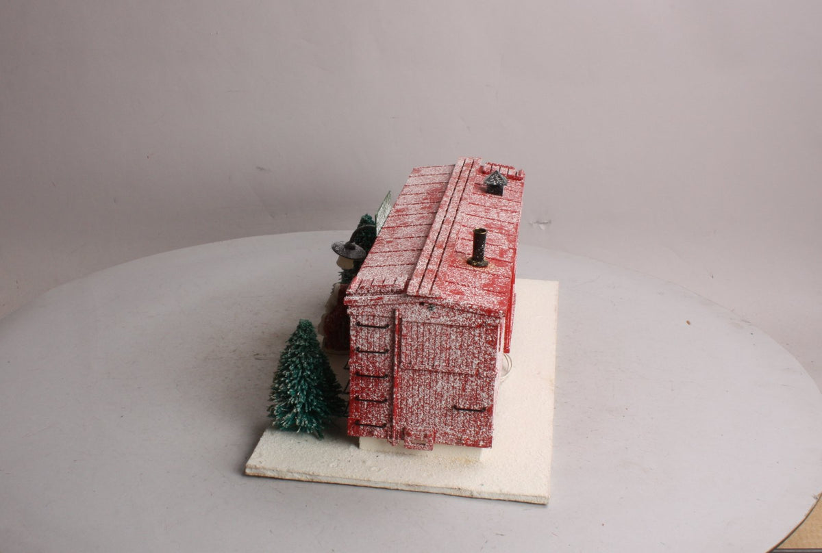 USA Trains 1940C G Christmas Santa's Workshop North Pole with Smoke