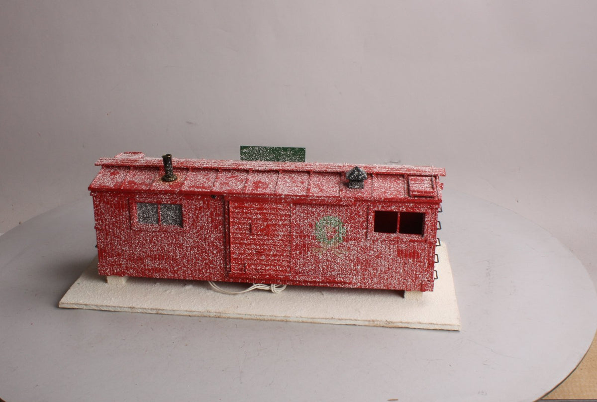 USA Trains 1940C G Christmas Santa's Workshop North Pole with Smoke