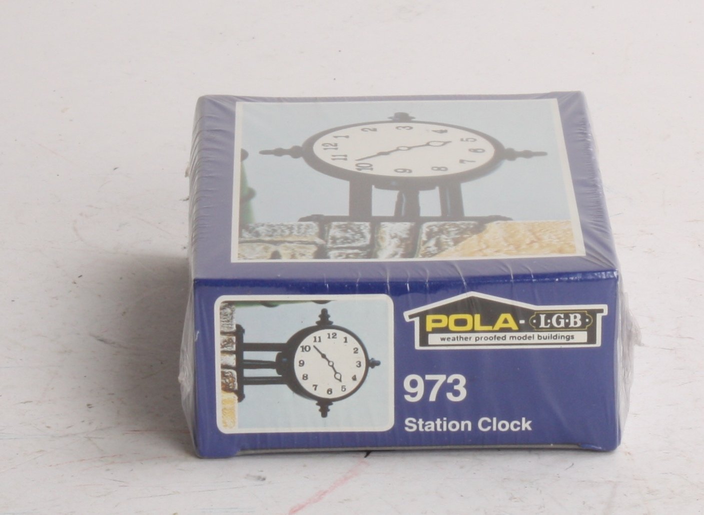 Pola 973 G Scale Illuminated Station Clock