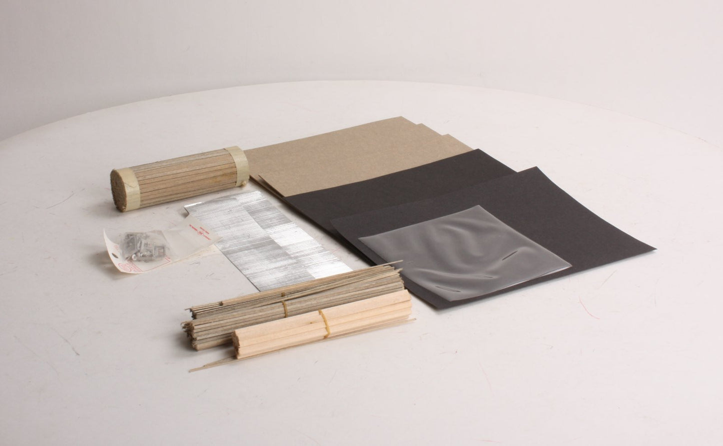 Mainline Siding 505 HO Scale Pre-Weathered Grain Mill Kit