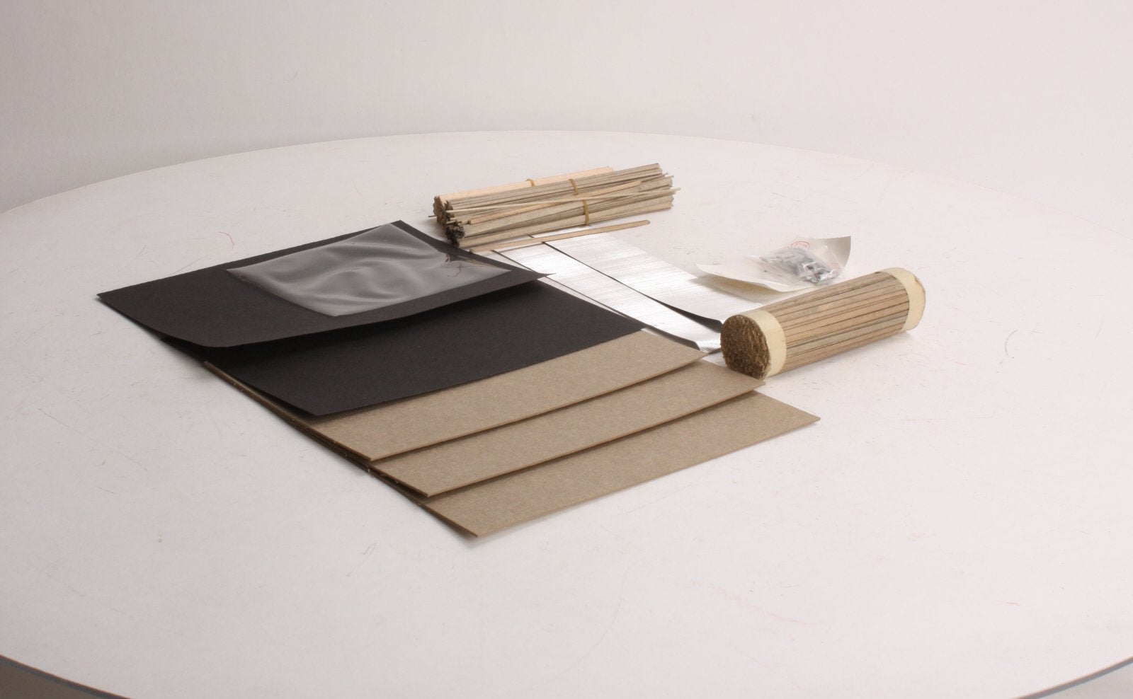 Mainline Siding 505 HO Scale Pre-Weathered Grain Mill Kit